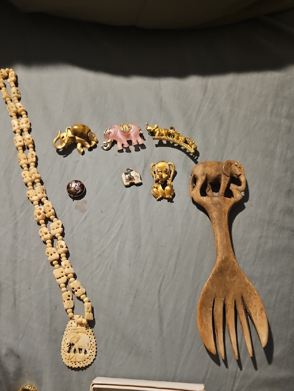 Source Unknown Gold and Pink Elephant Pin Lot